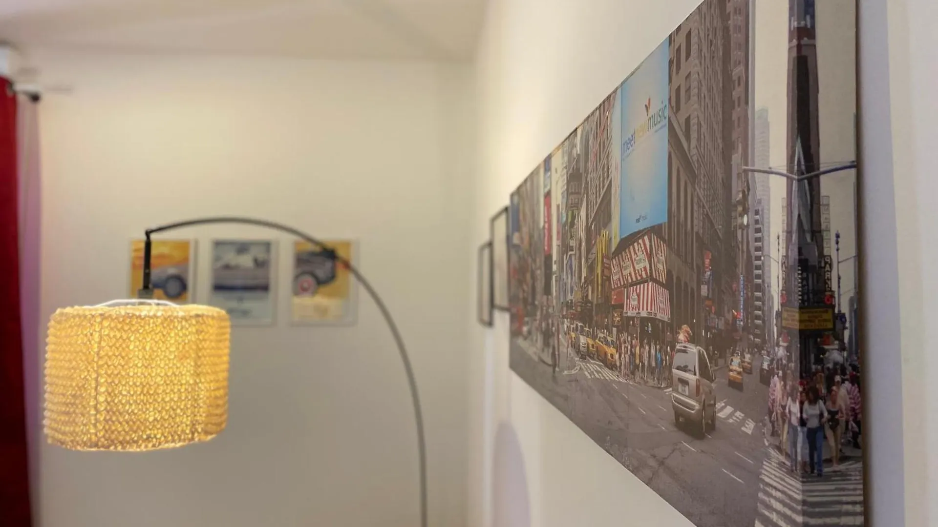 Urban Nest Rooms Red Carpet Bologna 0*,
